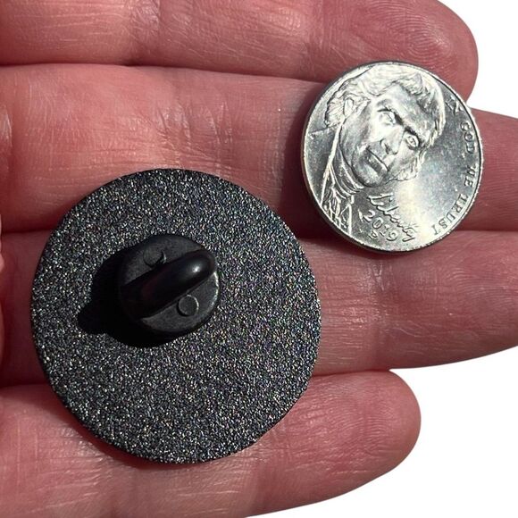 Don't Let Dumb Stuff Ruin Your Day Positive Vibes Enamel Pin - Picture 9 of 9